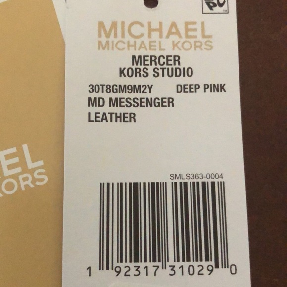 Like New Michael Kors Pink Leather Handbag 8.5”x8” - Picture 11 of 12